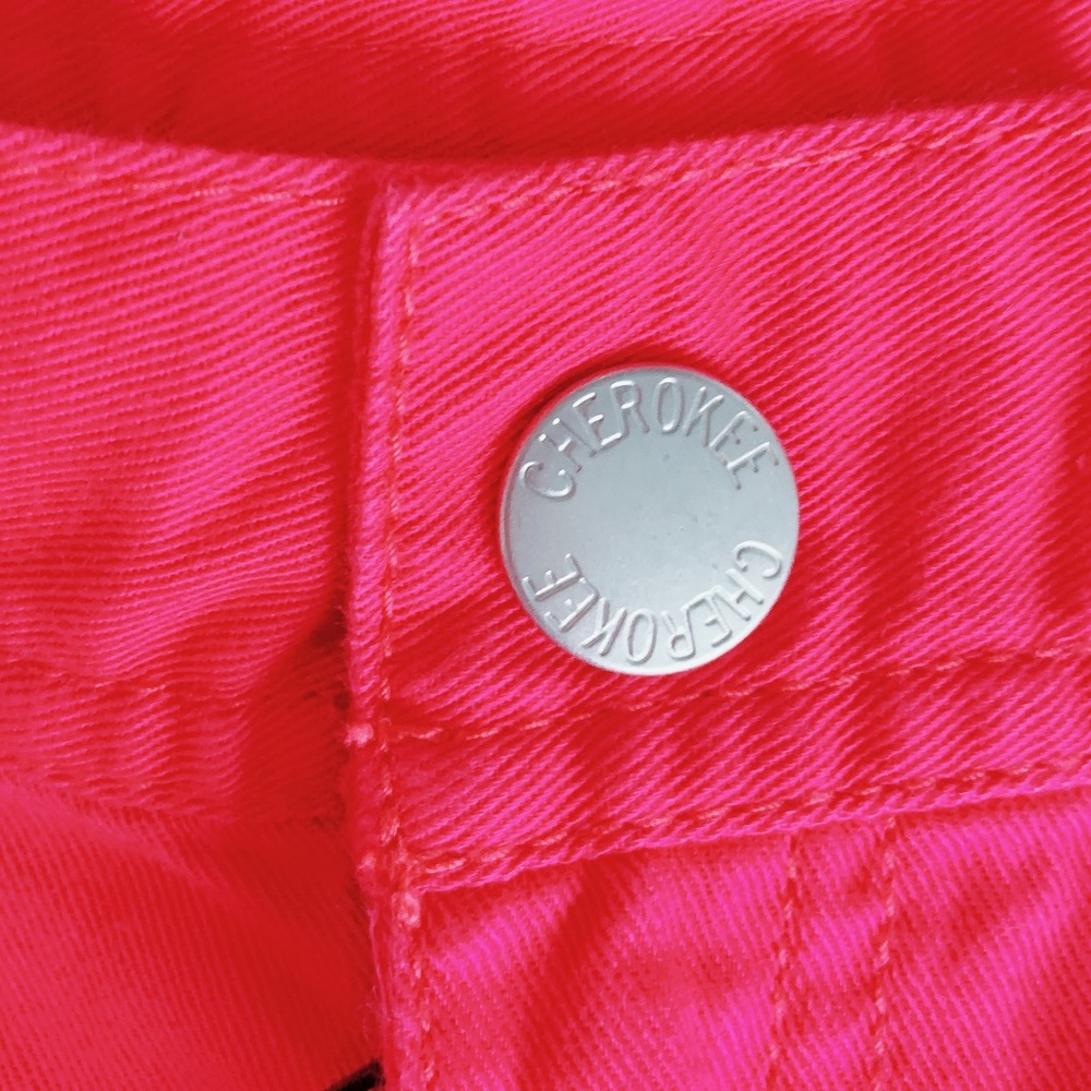 Cherokee Capris - Picture 4 of 6